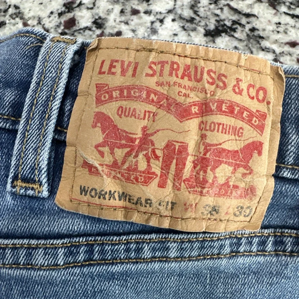 Levi's Jeans Mens Size 38x30 WORKWEAR FIT Blue Jeans Stretch Super Stretchy
